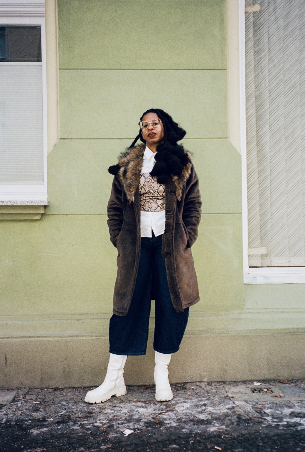 Portrait: JANA FALCON